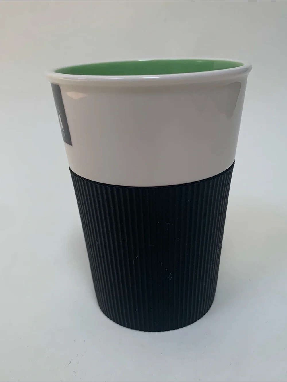 Starbucks VIA Ready Brew Ceramic Travel Mug 8 oz Black Ribbed Sleeve Lid w/o Lid